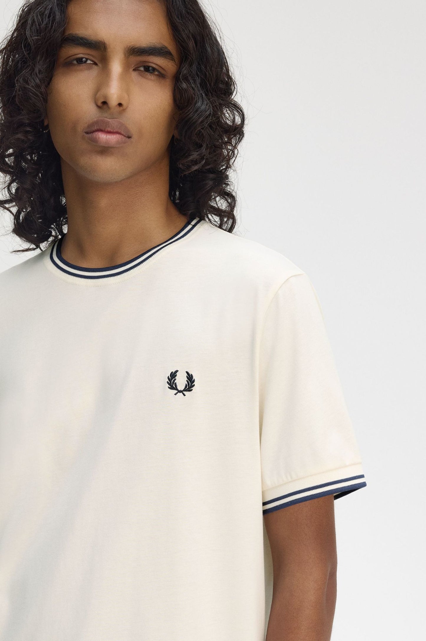 Fred Perry Twin Tipped T-Shirt Ecru / Tennis Blue
