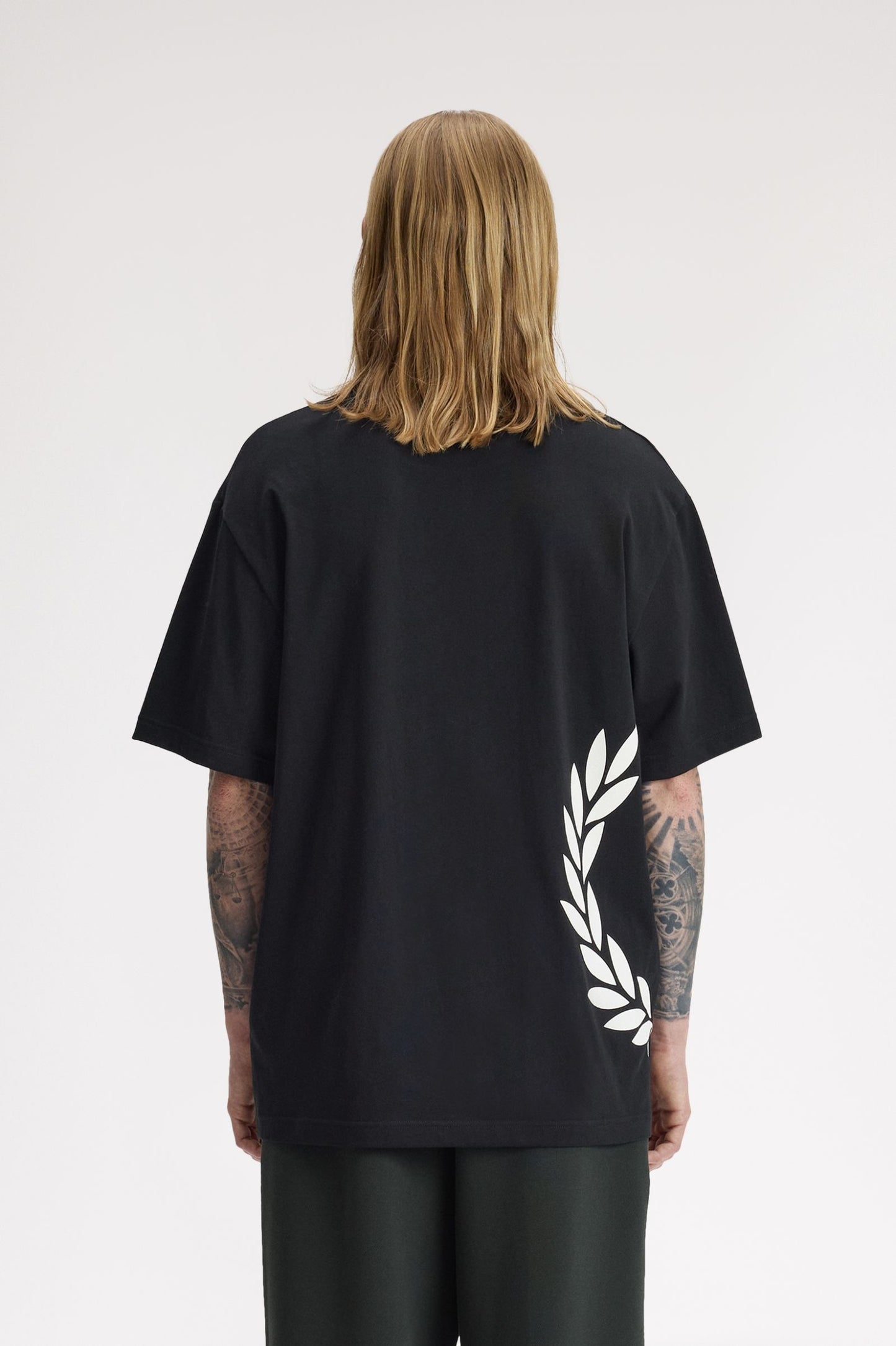 Fred Perry Textured Laurel Wreath T-Shirt Black
