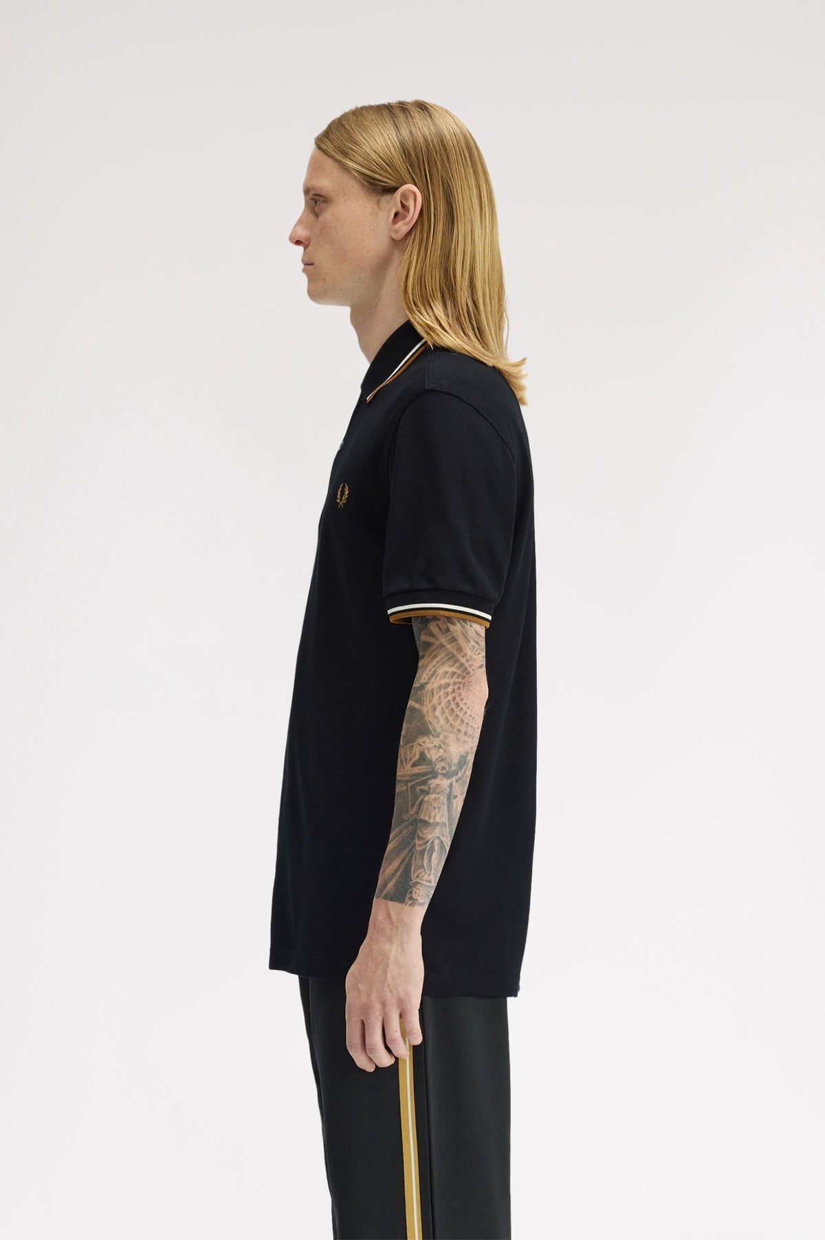 Fred Perry Polo M3600 Black / Ecru / Dark Caramel