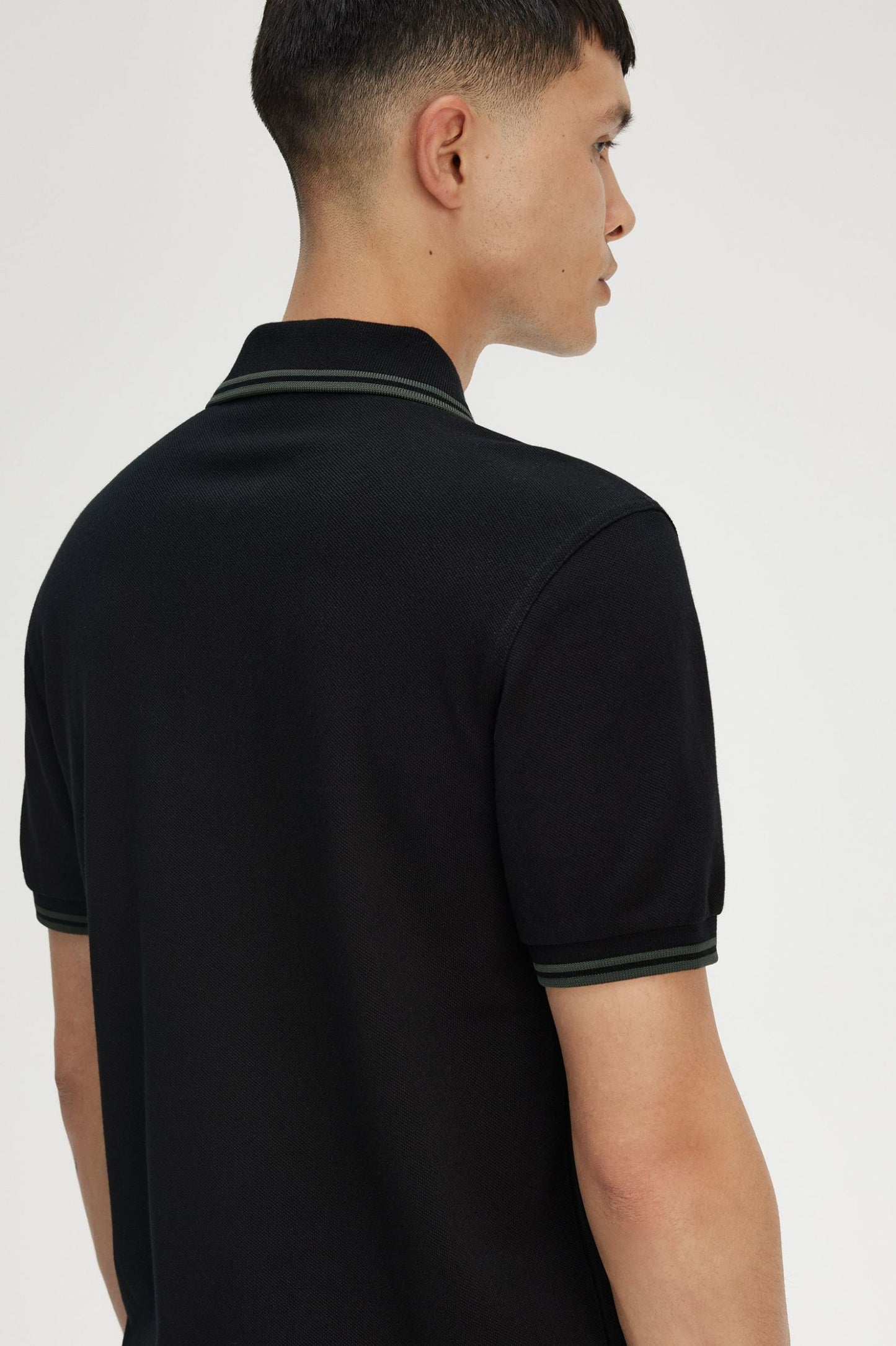 Fred Perry Polo M3600 Black / Court Green / Court Green