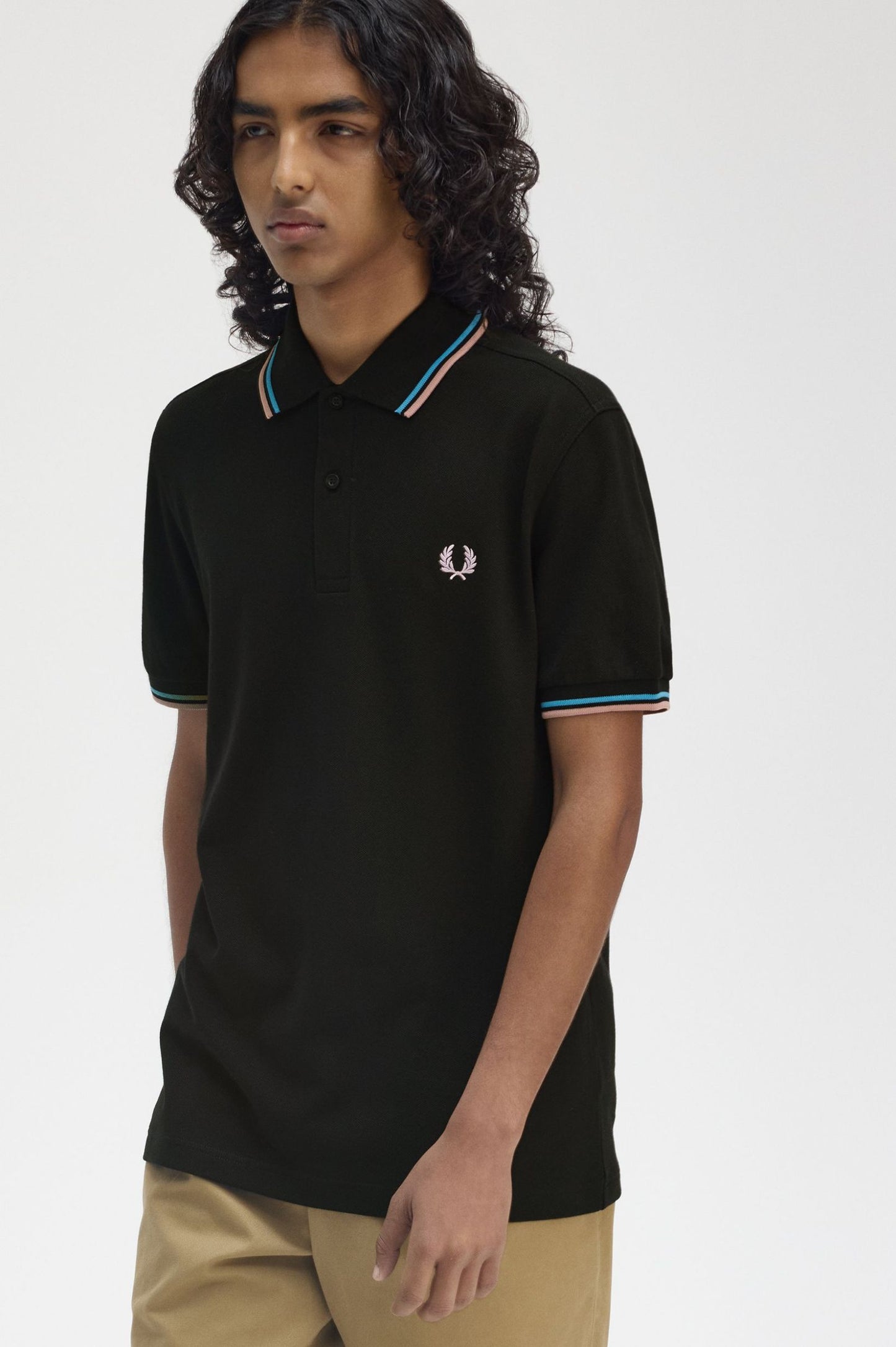 Fred Perry Polo M3600 Black / Court Blue / Dark Pink