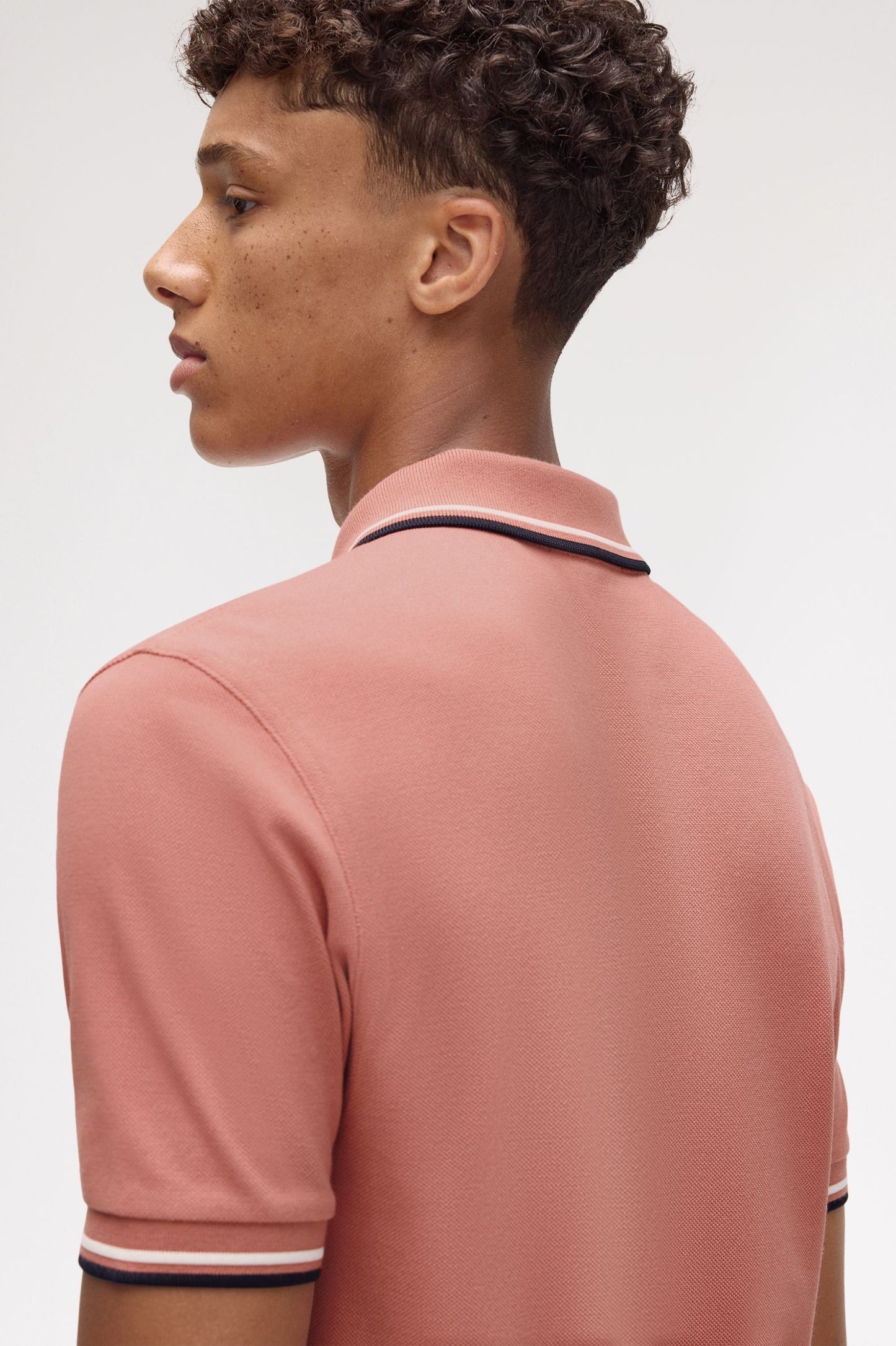 Fred Perry Polo M3600 Putty Pink / Ecru / Navy
