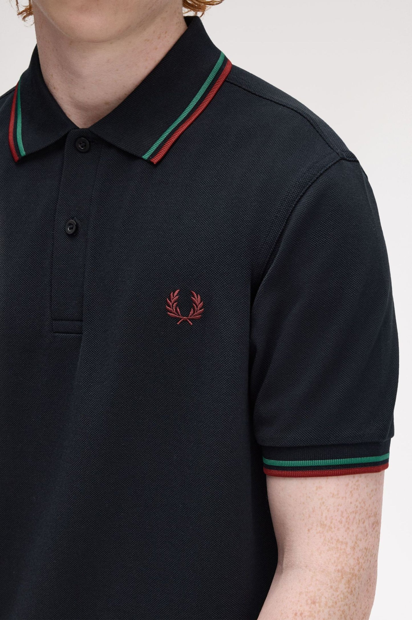 Fred Perry Polo M3600 Navy / Sportgreen / Burned Red