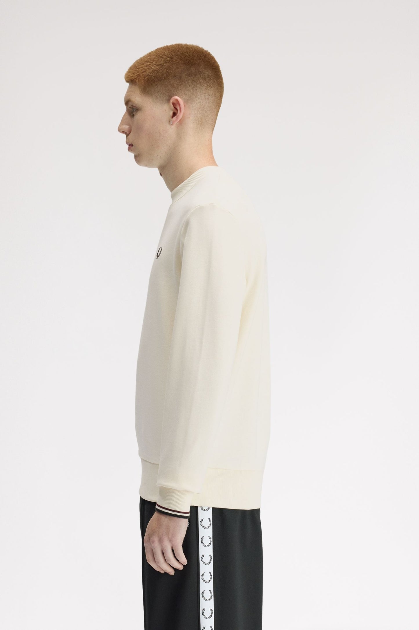 Fred Perry Crew Neck Sweatshirt Ecru / Oxblood / Grassroots
