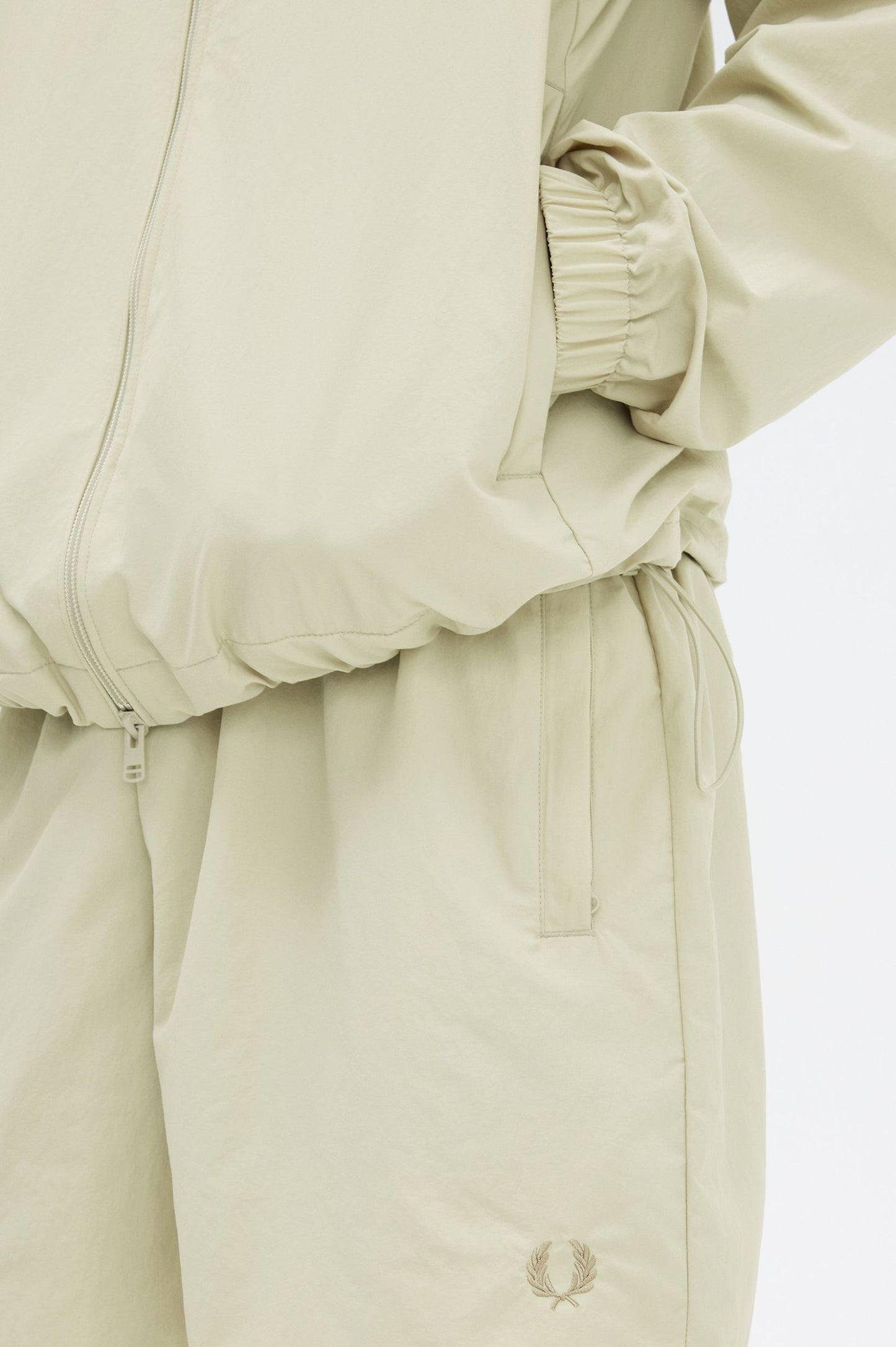 Fred Perry Hooded Shell Jacket Light Oyster