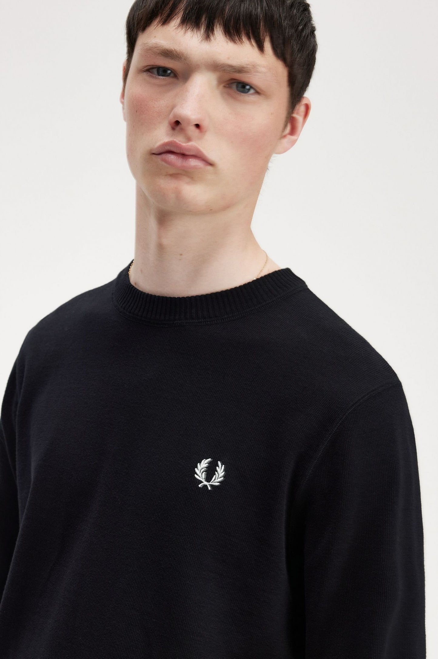 Fred Perry Graphic Laurel Wreath Jumper Black