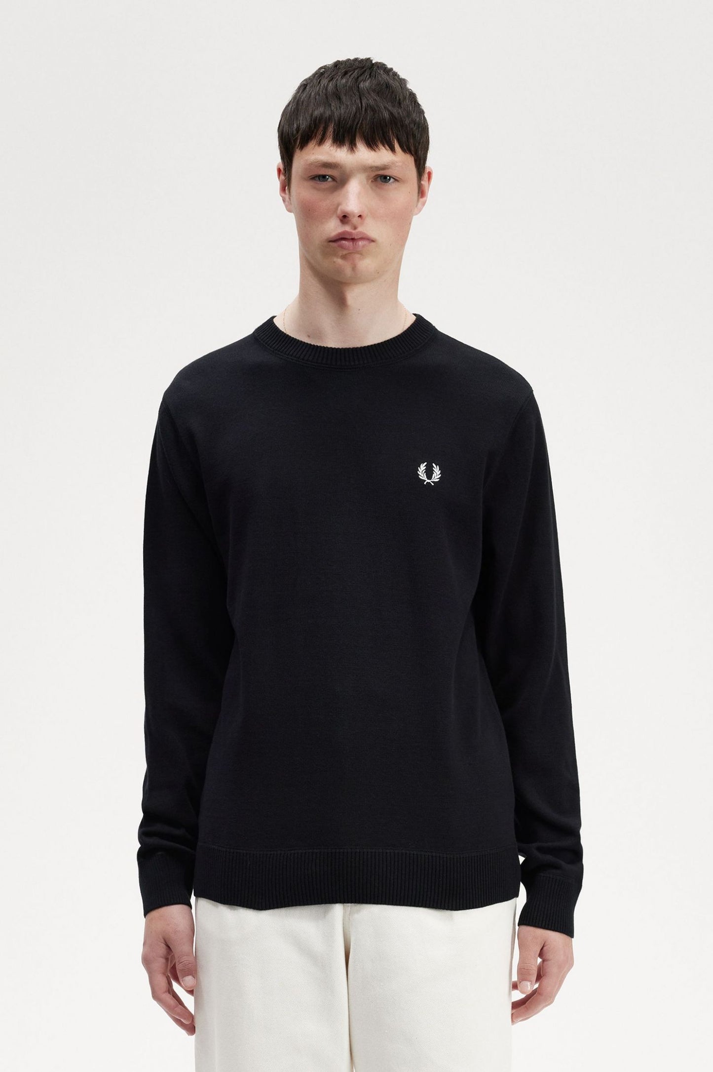 Fred Perry Graphic Laurel Wreath Jumper Black