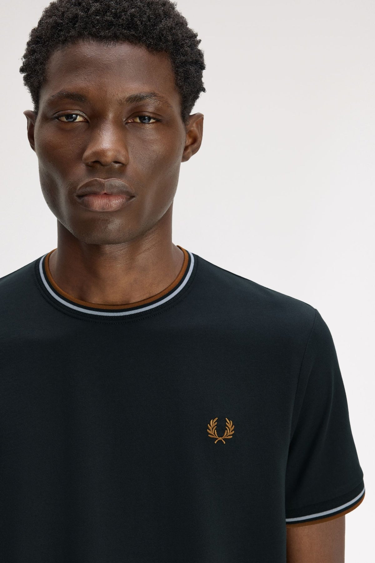 Fred Perry Twin Tipped T-Shirt Night Green / Dusky Blue / Dark Caramel