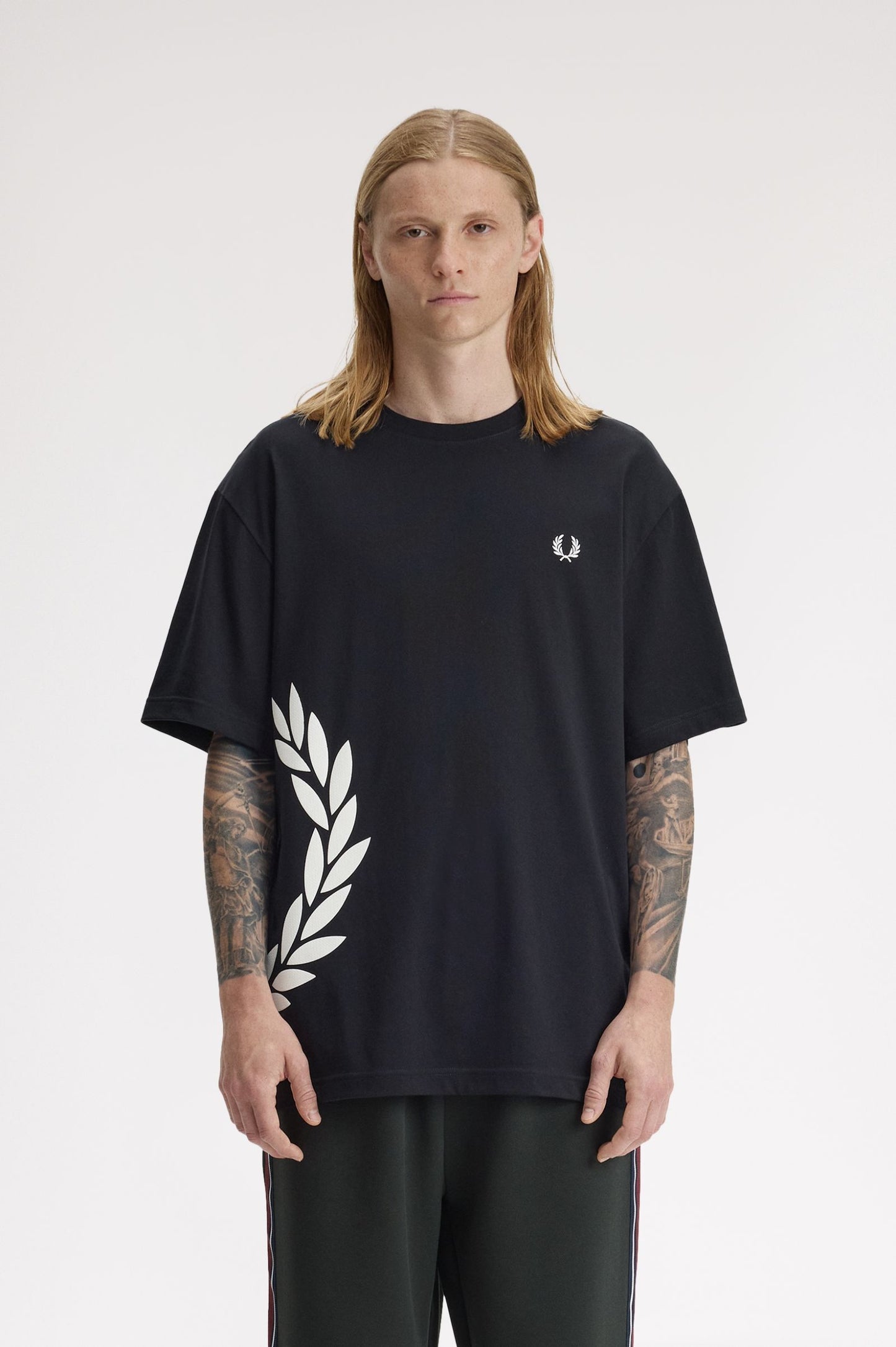Fred Perry Textured Laurel Wreath T-Shirt Black
