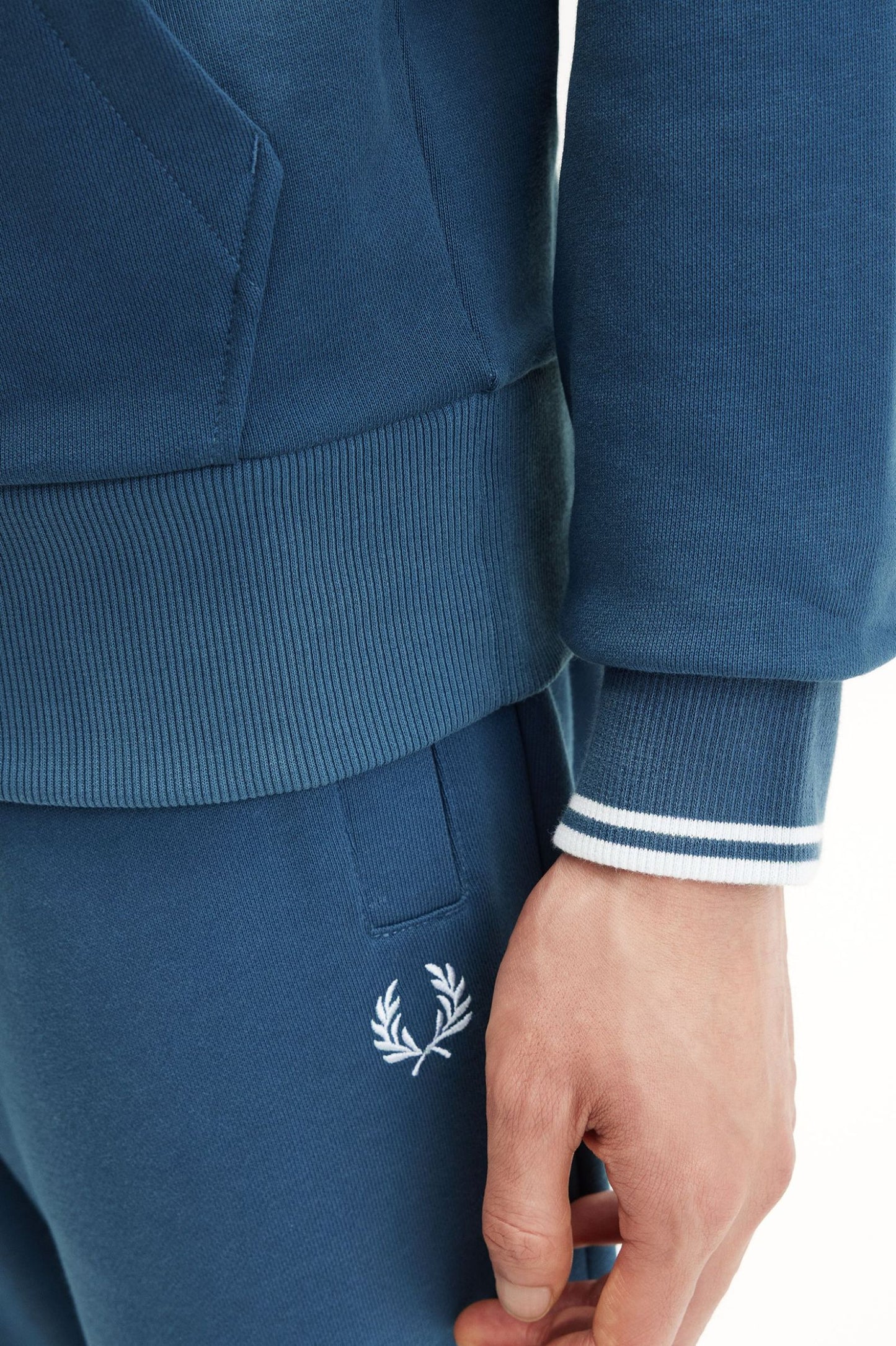 Fred PerryTipped Hooded Sweatshirt Midnight BLue / Light Ice