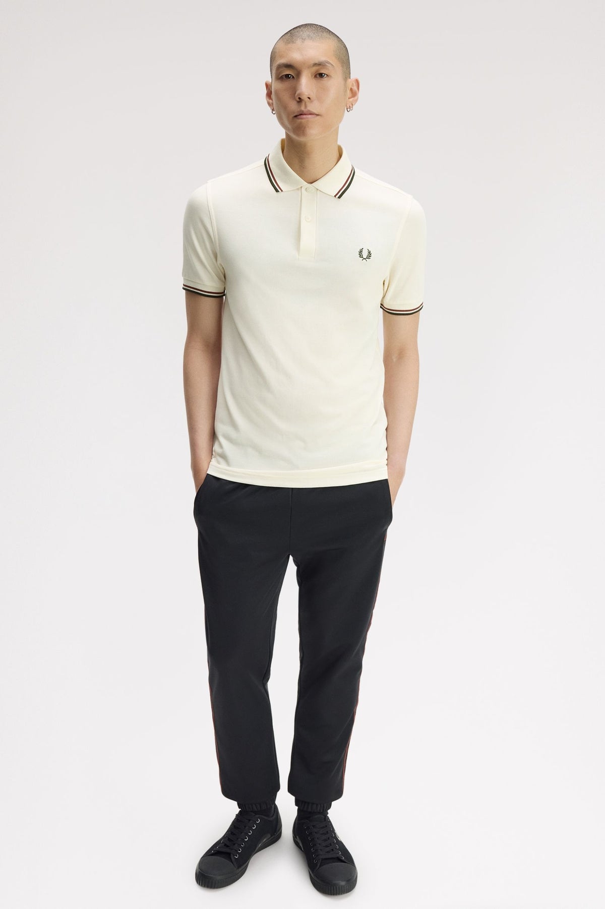 Fred Perry Polo M3600 Ecru / Brandy / night Green