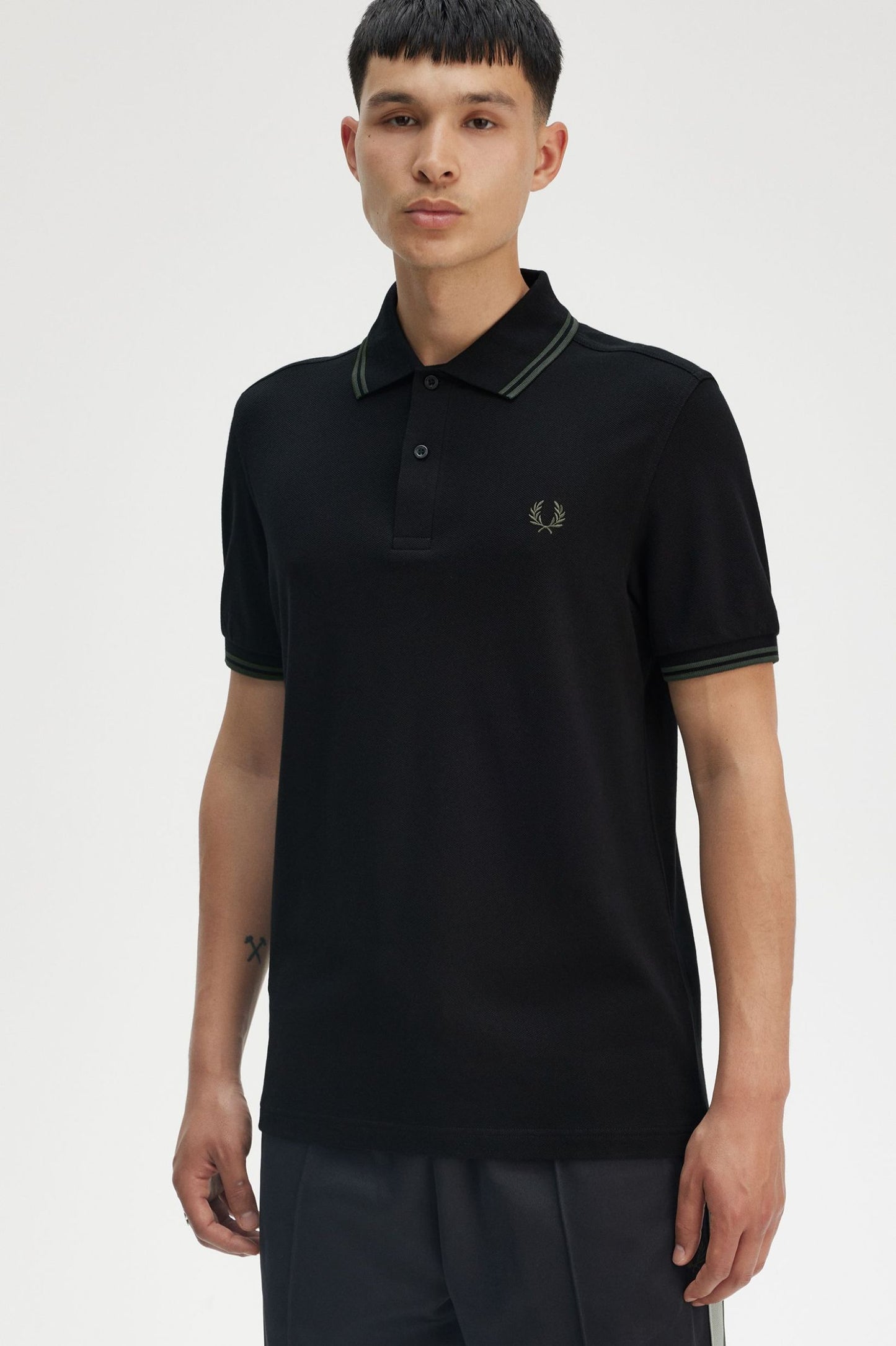 Fred Perry Polo M3600 Black / Court Green / Court Green