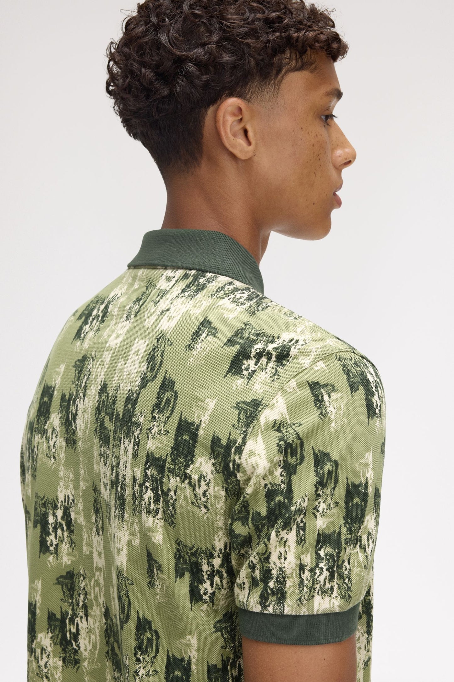 Fred Perry Abstract Print Polo Shirt Olive Mint