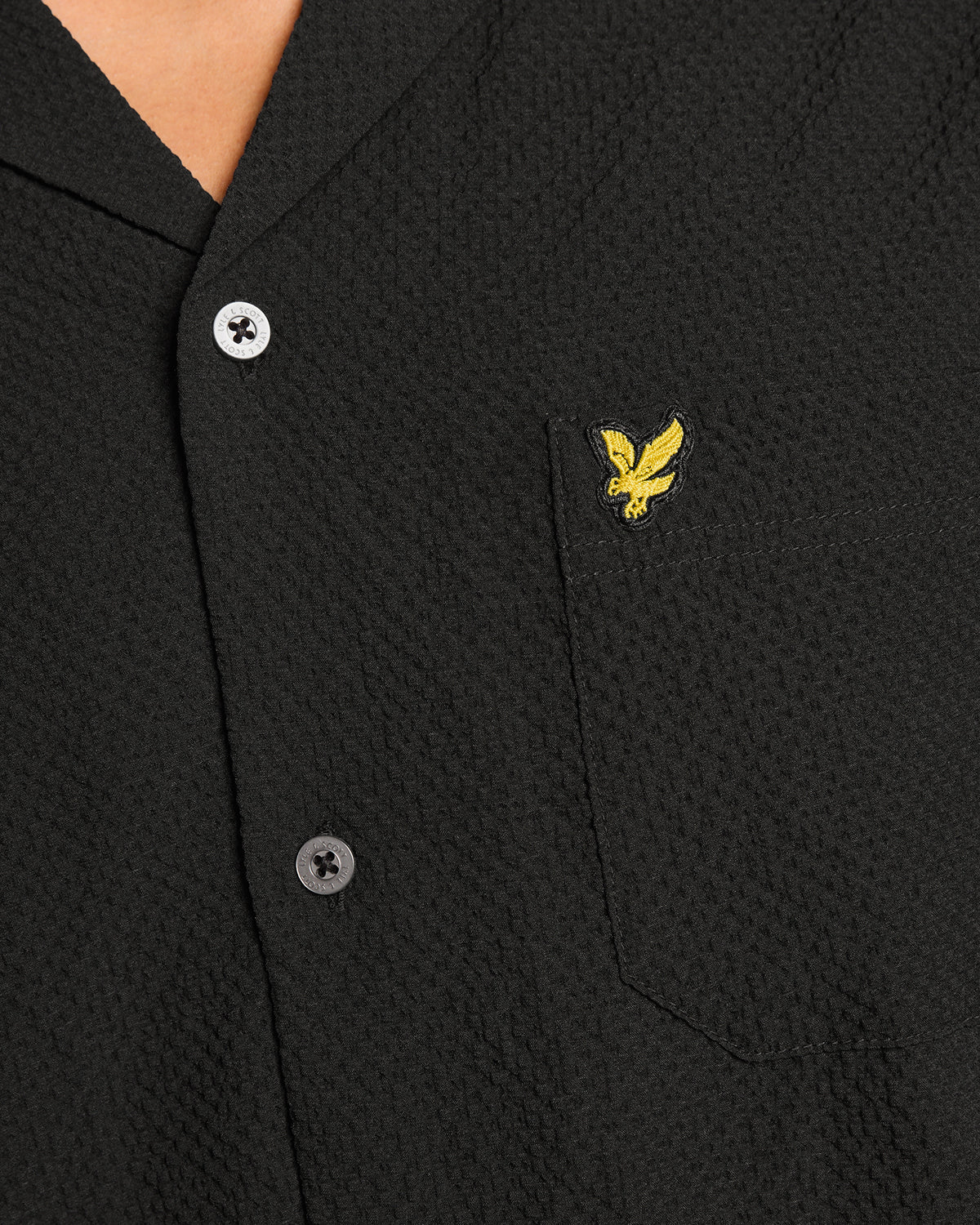 Lyle & Scott Short Sleeve Crinkle Resort Shirt Black